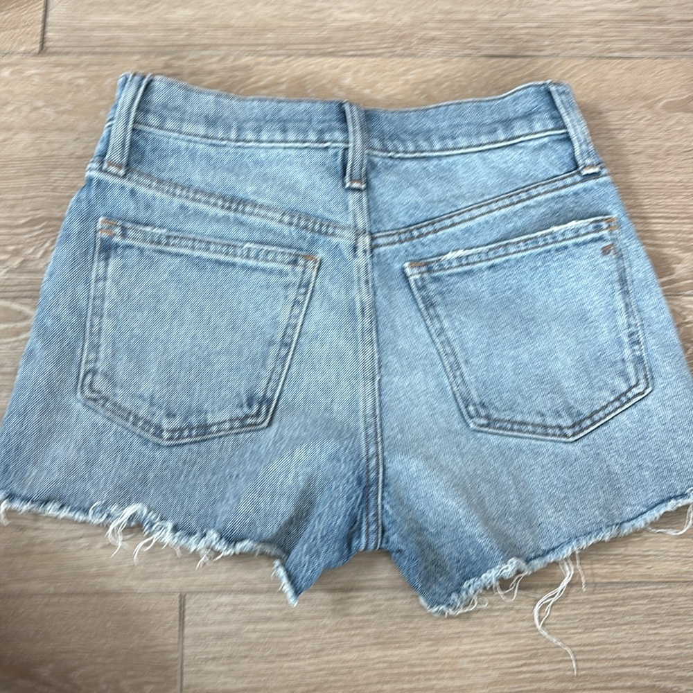 Prefect Short - Picture 2 of 4